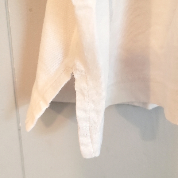 Pink V.S. "The Ocean Made Me Salty" T-Shirt With Front Pocket - Picture 5 of 8